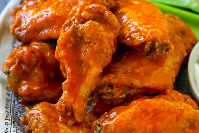 BONELESS CHICKEN WINGS